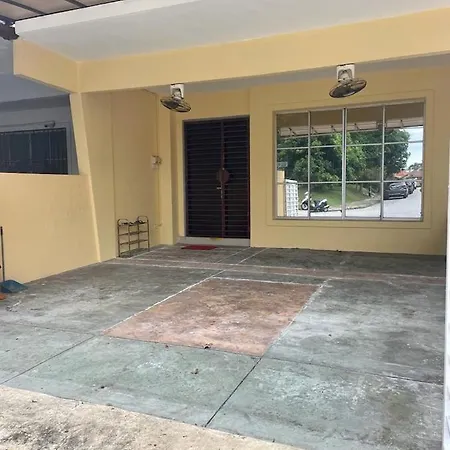 Homestay Raudhah, Taman Gombak Ria Batu Caves Exterior photo